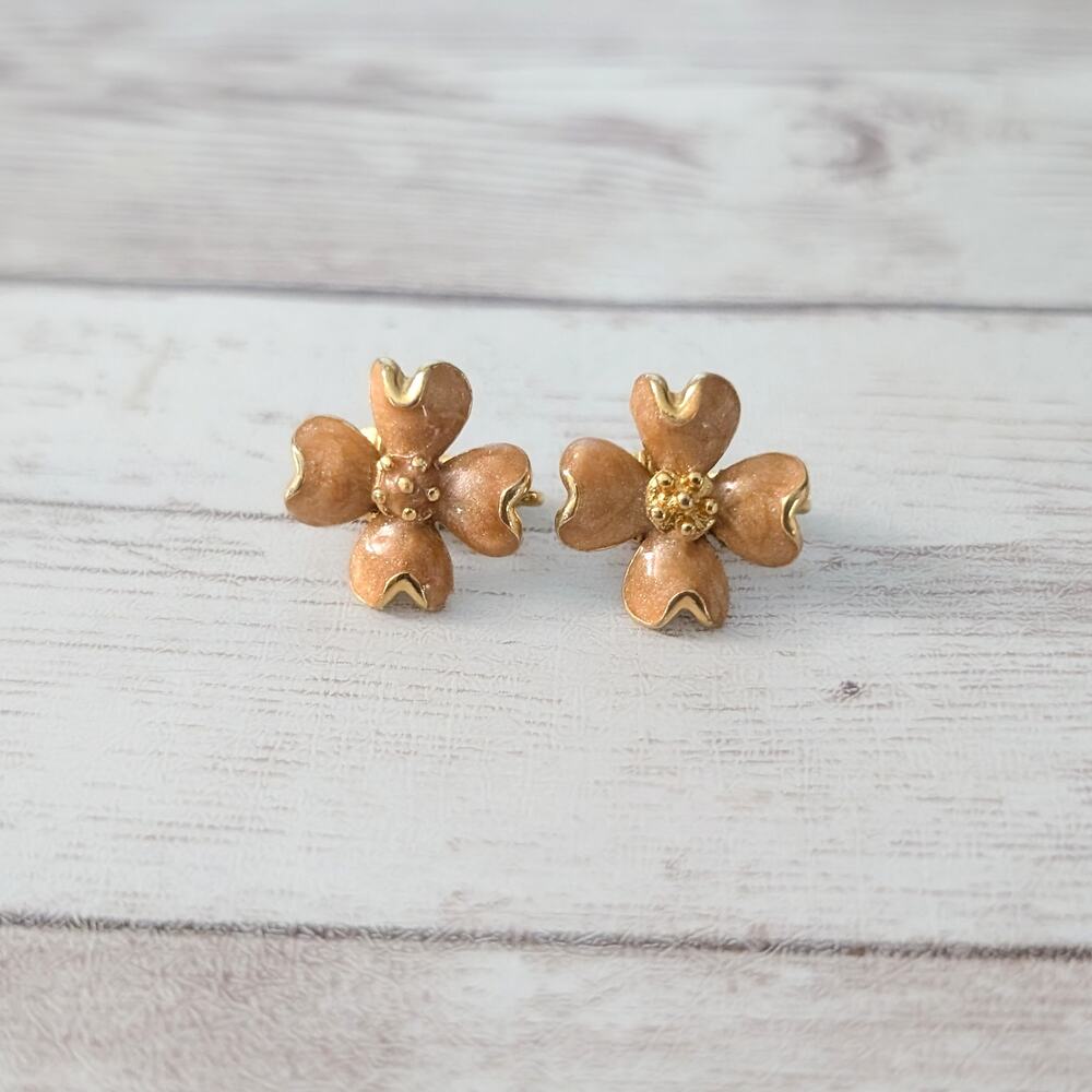 Vintage Clip On Earrings Dainty Flower Shape